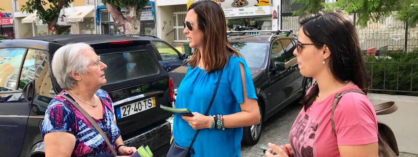 Contactos com a população no Bairro Amarelo