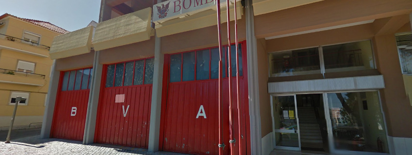 Em reconhecimento da acção dos Bombeiros Voluntários do Concelho de Almada